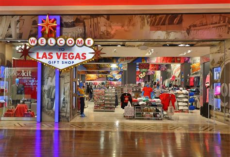 luggage store las vegas strip.